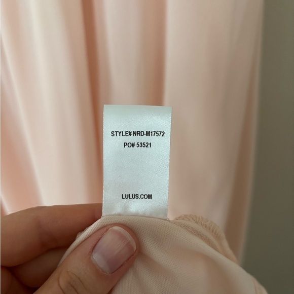 NWT Lulu’s Blush Ruched A-Line Chiffon V-Neck Maxi Dress - Picture 9 of 11